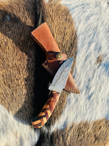 Handmade Premium Damascus Fixed Blade - Comes with Sheath - Best for Hunting and Camping